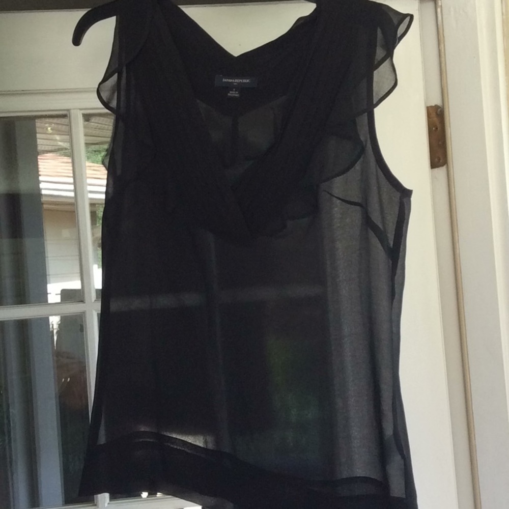 Banana Republic Black Cute Top - Picture 1 of 7